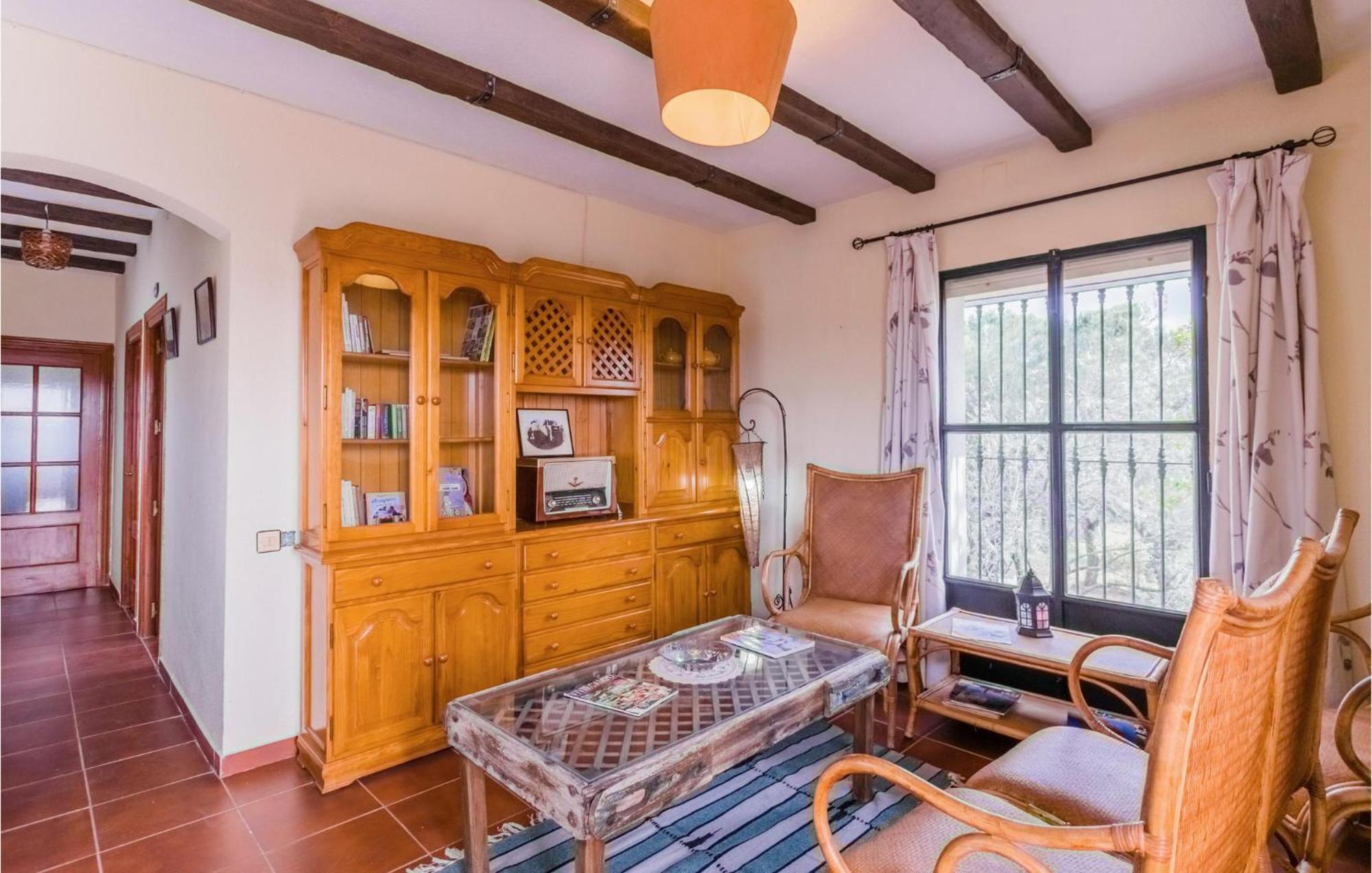 Gorgeous Home In Aldeaquemada With Swimming Pool Zewnętrze zdjęcie