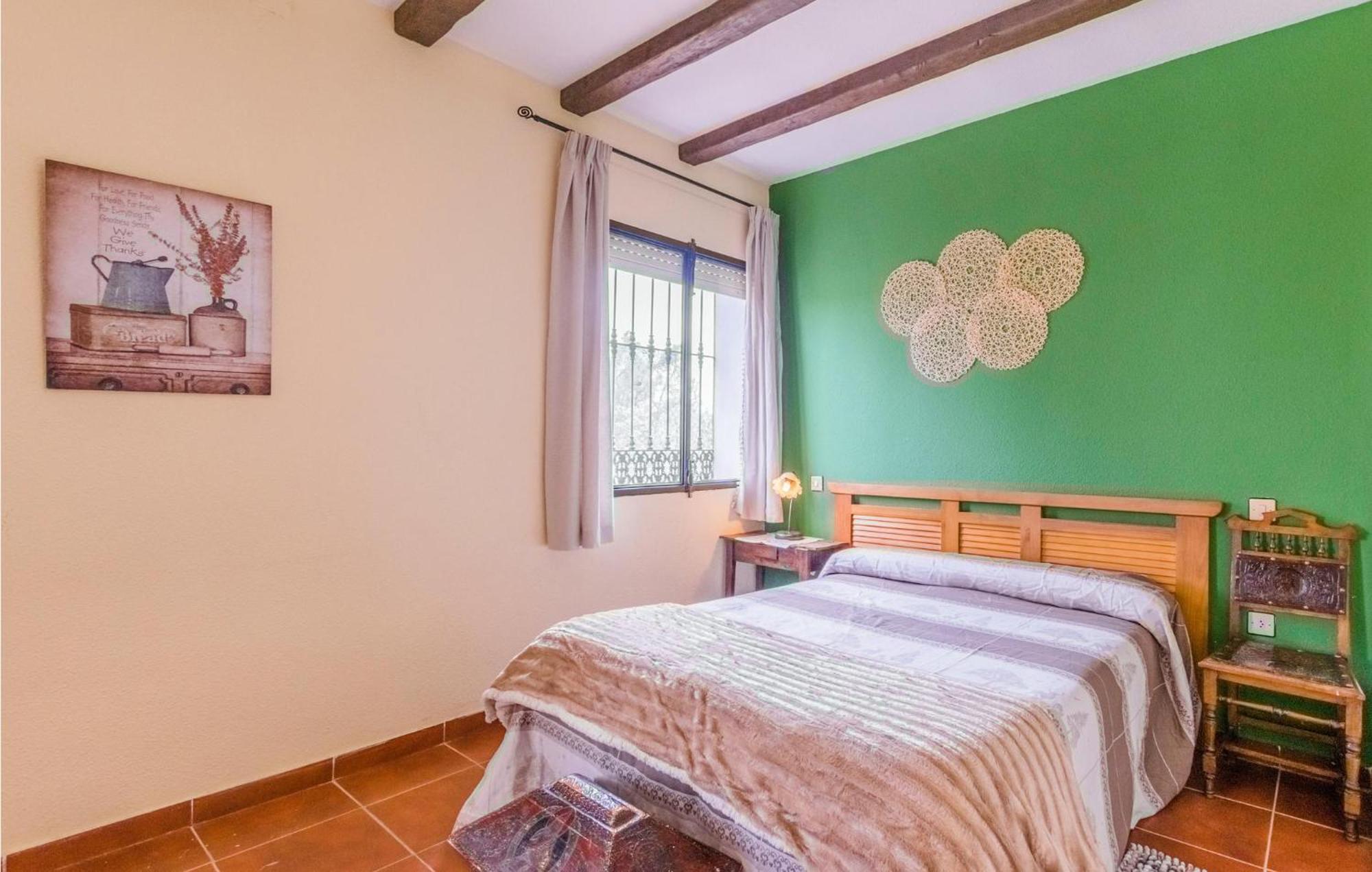 Gorgeous Home In Aldeaquemada With Swimming Pool Zewnętrze zdjęcie