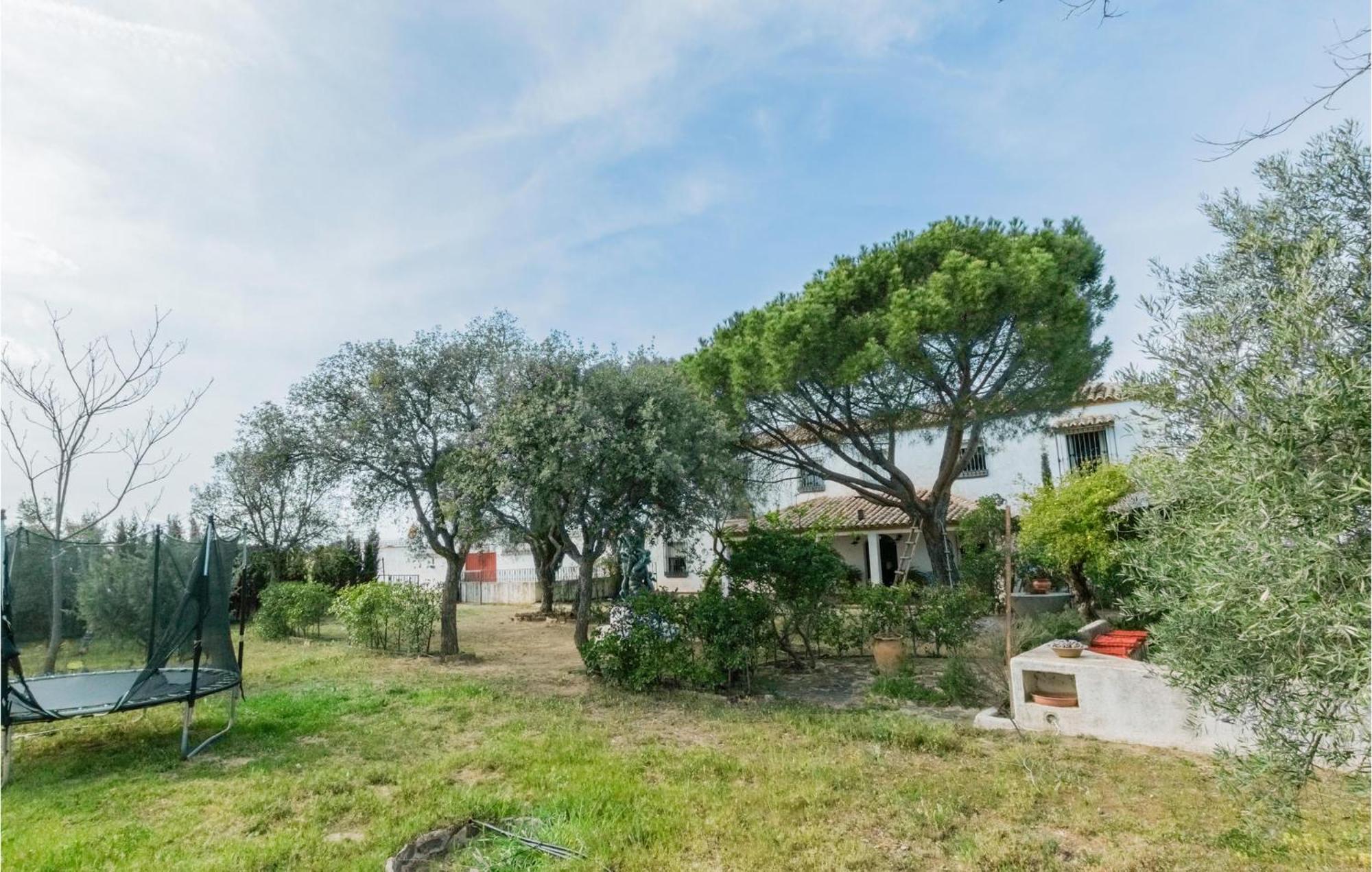 Gorgeous Home In Aldeaquemada With Swimming Pool Zewnętrze zdjęcie